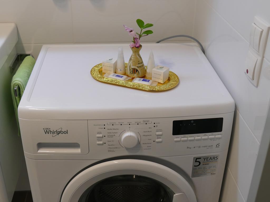 Chads City Apartment Mit Tiefgarage Free Parking Graz Zewnętrze zdjęcie